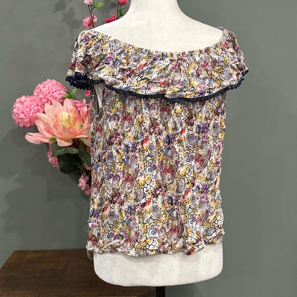 Sophie Rue Top - Picture 4 of 11